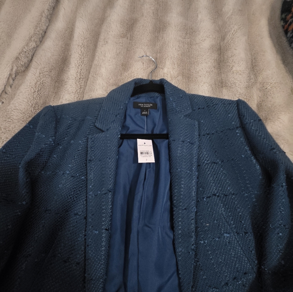 Ann Taylor Women's Newbury Blazer Tweed In Teal. NWT Size 2 - Picture 9 of 10